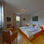 ベッド・アンド・ブレックファスト Altes Zollhaus 3*