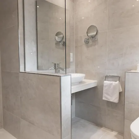 Altes Zollhaus Bed & Breakfast 3*