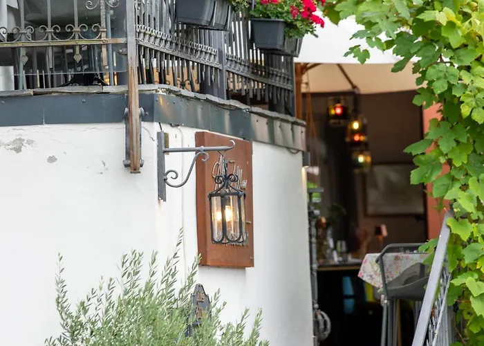 Altes Zollhaus Bed & Breakfast